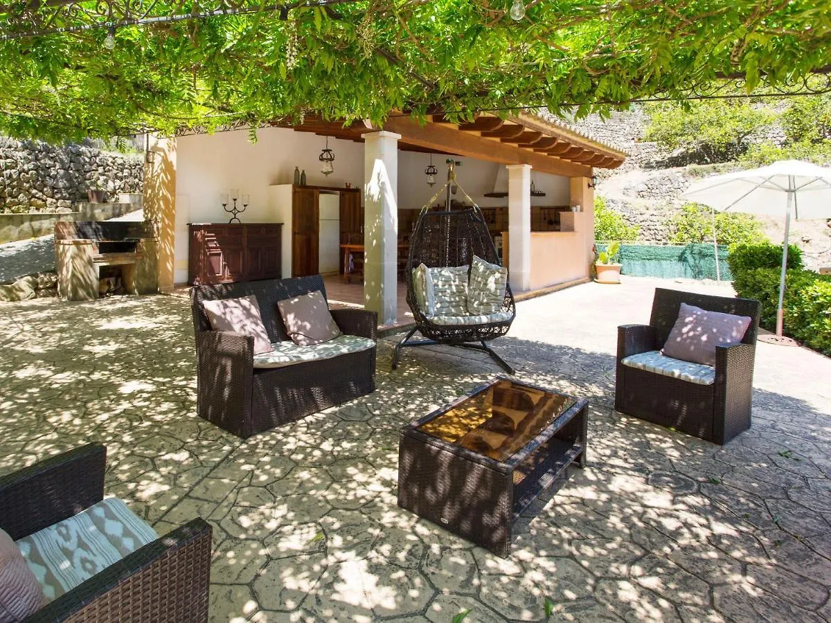 ヴィラ ソリェル Finca S'Olivarヴィラ スペイン